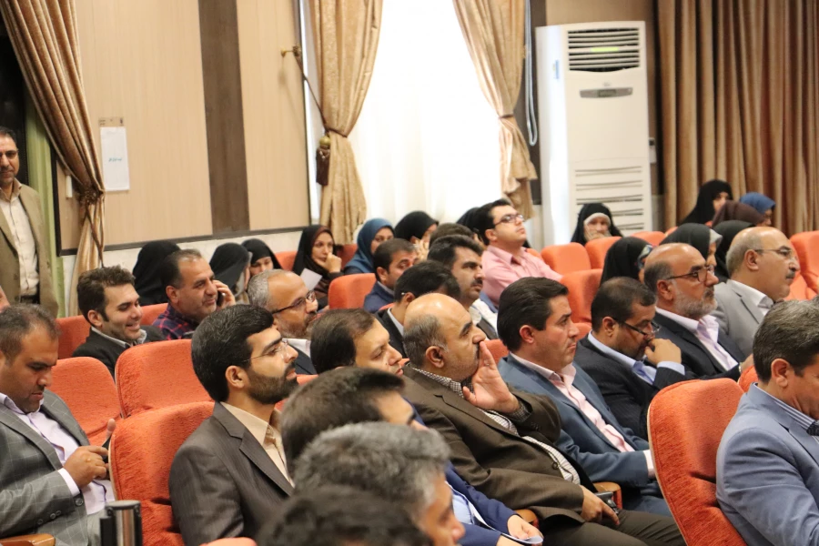 در نخستین جلسه عمومی:

اعضاء هیات مدیره و بازرس شرکت تعاونی مسکن کارکنان دانشگاه فرهنگیان انتخاب شد 10