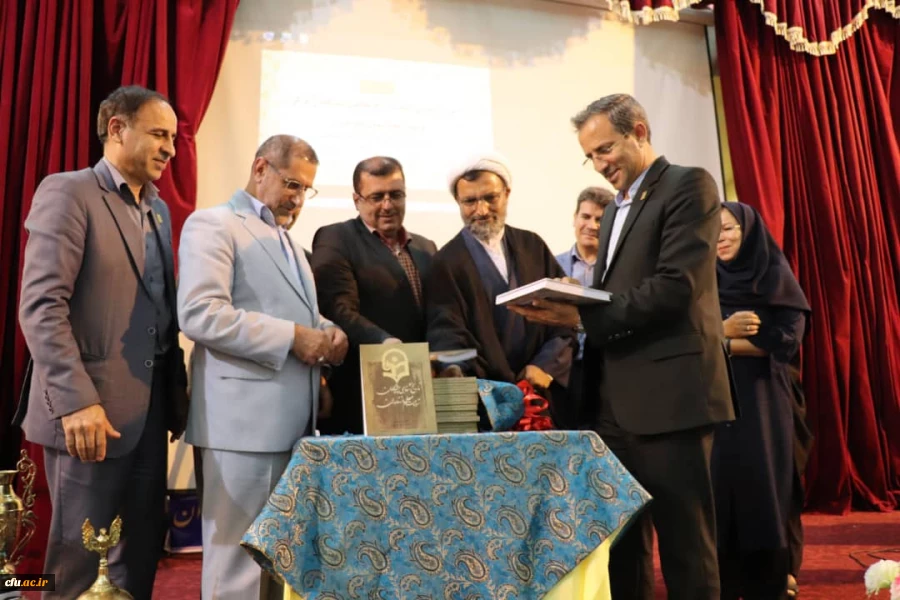 معاون پژوهش و فناوری دانشگاه فرهنگیان در گردهمایی پیشکسوتان و پیشگامان تربیت معلم استان مازندران:

تکریم پیشکسوتان پیش در آمد گام نخست مدیریت دانش 2