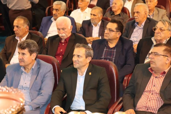 معاون پژوهش و فناوری دانشگاه فرهنگیان در گردهمایی پیشکسوتان و پیشگامان تربیت معلم استان مازندران:

تکریم پیشکسوتان پیش در آمد گام نخست مدیریت دانش 3