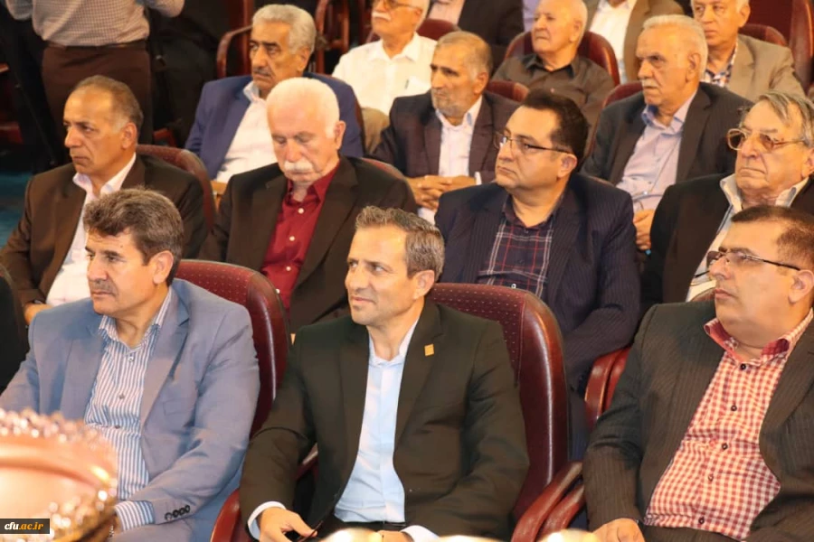 معاون پژوهش و فناوری دانشگاه فرهنگیان در گردهمایی پیشکسوتان و پیشگامان تربیت معلم استان مازندران:

تکریم پیشکسوتان پیش در آمد گام نخست مدیریت دانش 3