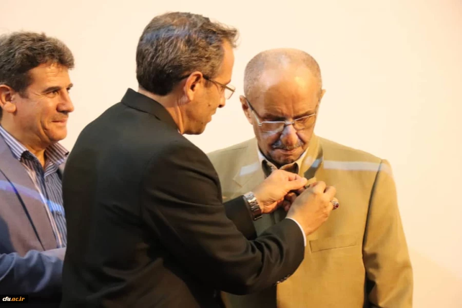 معاون پژوهش و فناوری دانشگاه فرهنگیان در گردهمایی پیشکسوتان و پیشگامان تربیت معلم استان مازندران:

تکریم پیشکسوتان پیش در آمد گام نخست مدیریت دانش 10