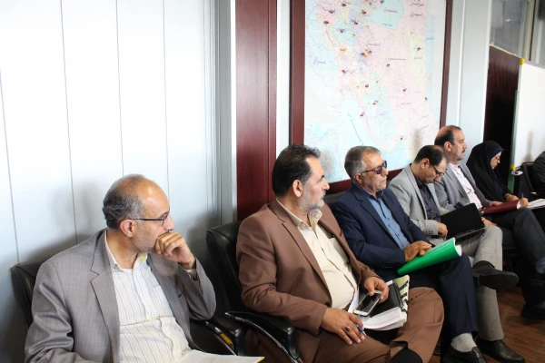 دکتر موسی نجفی در نشست مدیران سازمان مرکزی عنوان کرد:

نقش پر اهمیت تعلیم و تربیت در دو مولفه جنبش نرم افزاری و سبک زندگی  در بیانیه گام دوم 3