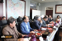 دکتر خنیفردر نشست مدیران دانشگاه با محوریت گام دوم انقلاب:

بیانیه گام دوم انقلاب، برخودسازی و ابر نظریه نظام انقلاب اسلامی و نتیجه آن ایجاد تمدن اسلامی است 2