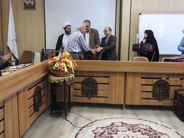 در دانشگاه فرهنگیان استان زنجان برگزار شد:

جلسه تکریم و تقدیر از بازنشستگان دانشگاه 7