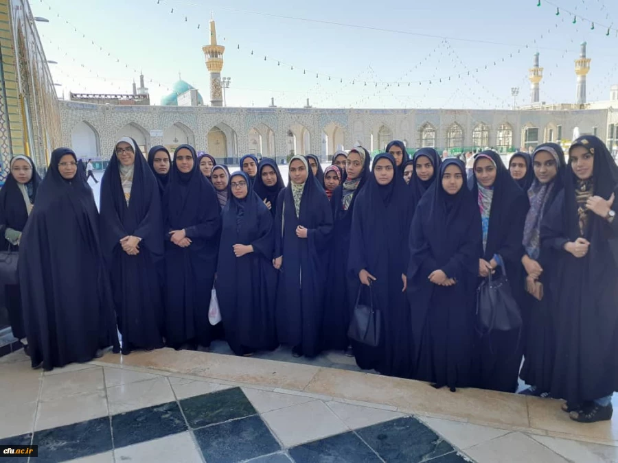به همت هیئت محبان الزهراء برادران و هیئت بیت الزهرا (س) خواهران دانشگاه فرهنگیان یزد برگزار شد:

اردوی معرفتی و زیارتی مشهد مقدس
 11