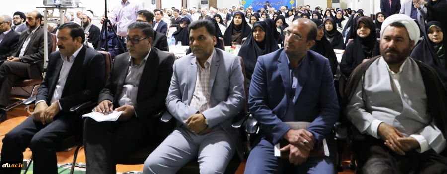 دکتر خنیفر در نشست مدیریت های امور پردیس ها و مراکز:

مهر امسال تعداد دانشجومعلمان و مهارت آموزان از مرز 100 هزار دانشجو خواهد گذشت 3