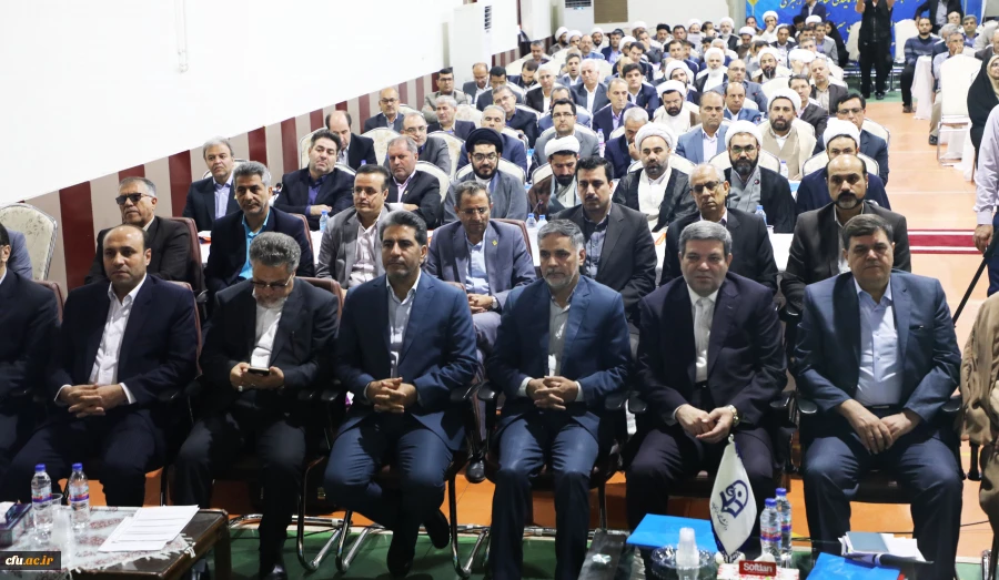 دکتر خنیفر در نشست مدیریت های امور پردیس ها و مراکز:

مهر امسال تعداد دانشجومعلمان و مهارت آموزان از مرز 100 هزار دانشجو خواهد گذشت 4