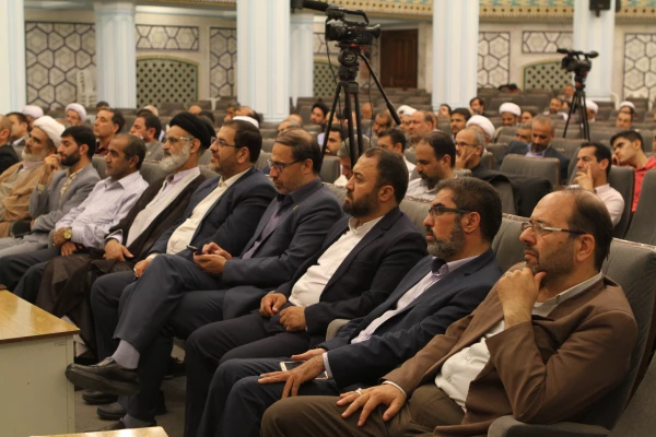 دیدار شرکت کنندگان در گردهمایی مسئولین بسیج اساتید با آیت الله مصباح یزدی