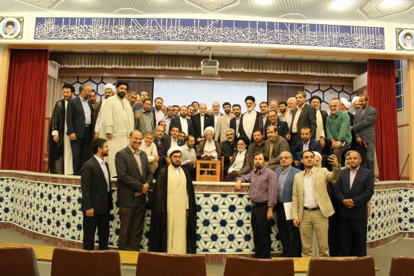 دیدار شرکت کنندگان در گردهمایی مسئولین بسیج اساتید با آیت الله مصباح یزدی