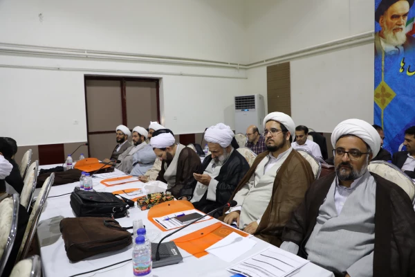 دکتر خنیفر در نشست مدیریت های امور پردیس ها و مراکز:

مهر امسال تعداد دانشجومعلمان و مهارت آموزان از مرز 100 هزار دانشجو خواهد گذشت 8