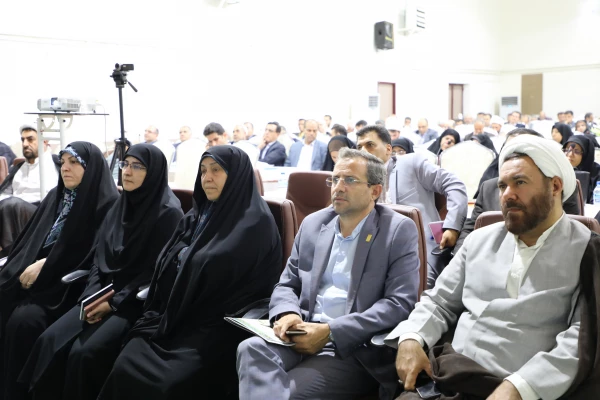 سرپرست وزارت آموزش و پرورش در بیست و یکمین نشست مدیران پردیس ها و مراکز دانشگاه فرهنگیان:

تنها مسیر تامین نیروی انسانی آموزش و پرورش دانشگاه فرهنگیان است 3