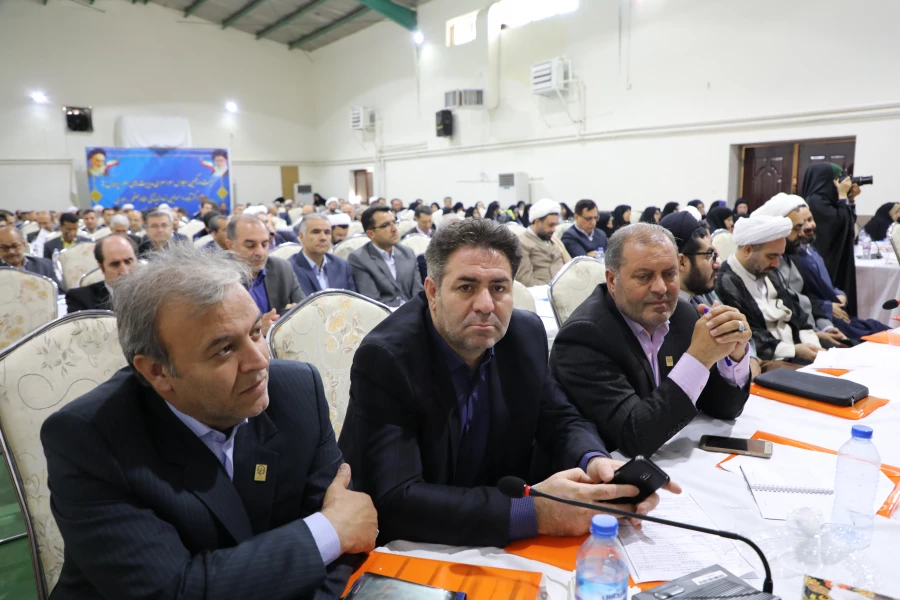 سرپرست وزارت آموزش و پرورش در بیست و یکمین نشست مدیران پردیس ها و مراکز دانشگاه فرهنگیان:

تنها مسیر تامین نیروی انسانی آموزش و پرورش دانشگاه فرهنگیان است 4