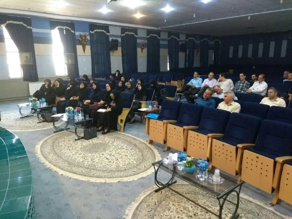 دوره ضیافت اندیشه اساتید دانشگاه فرهنگیا ن استان  اصفهان