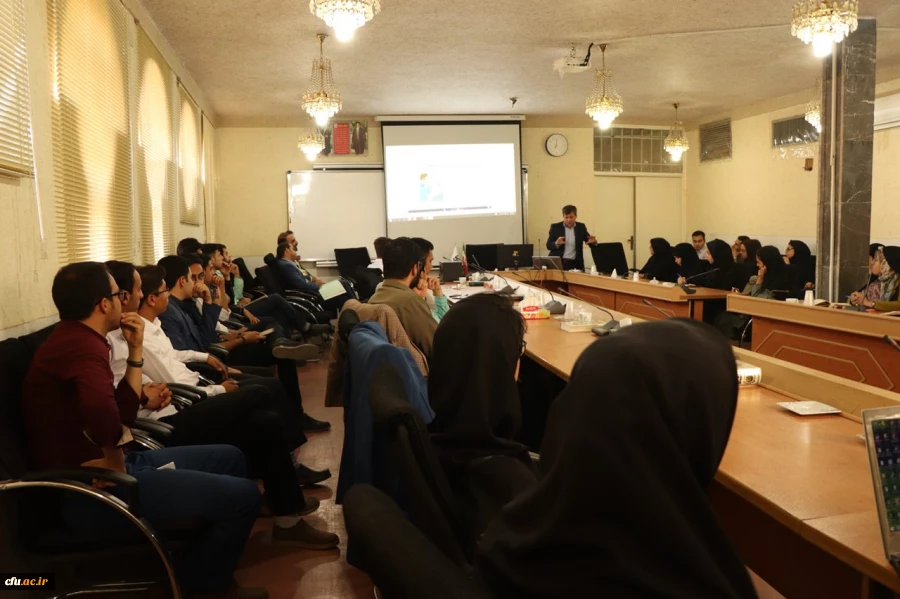 مؤسسه امتداد اندیشه با همکاری دانشگاه فرهنگیان یزد برگزار کرد:

کارگاه آموزشی تولید محتوای الکترونیکی با نرم افزار iSpring
 10