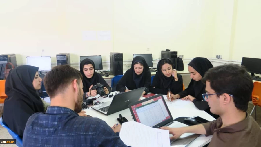 اولین روز برگزاری بیست و نهمین جشنواره فرهنگی (تئاتر و سرود ) دانشگاه فرهنگیان
حضور و پذیرش دانشجویان و جلسه توجیهی دکتر میرمعینی با مسئولین و سرپرستان اعزام شده 15