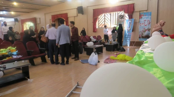 اولین روز برگزاری بیست و نهمین جشنواره فرهنگی (تئاتر و سرود ) دانشگاه فرهنگیان
حضور و پذیرش دانشجویان و جلسه توجیهی دکتر میرمعینی با مسئولین و سرپرستان اعزام شده 19