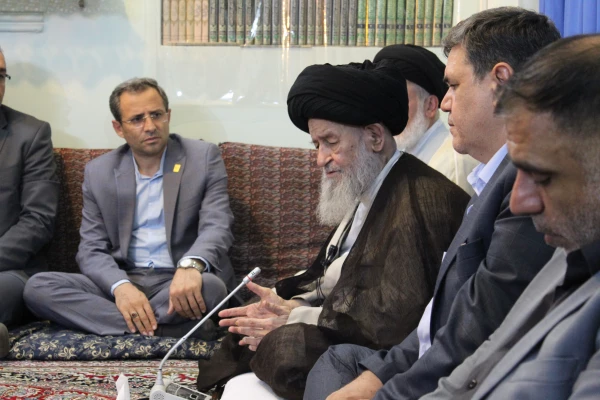 دیدار اعضای هیئت رئیسه و مدیران استانی دانشگاه فرهنگیان سراسر کشور با مرجع تقلید جهان تشییع حضرت آیت الله العظمی علوی گرگانی
