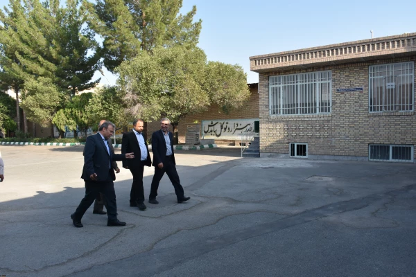 بازدید رئیس سازمان نوسازی مدارس کشور از دانشگاه فرهنگیان بیرجند
قول مساعد در خصوص اختصاص اعتبارات به خراسان جنوبی 2