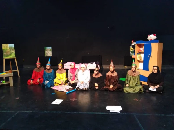 مرحله کشوری بیست و نهمین جشنواره فرهنگی دانشجومعلمان دانشگاه فرهنگیان بخش هنرهای گروهی تئاتر و سرود - روز دوم 9