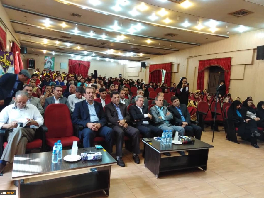 مراسم اختتامیه بیست و نهمین دوره مسابقات فرهنگی دانشجومعلمان دانشگاه فرهنگیان سراسر کشور در بخش هنرهای نمایشی خواهران با معرفی گروه های برتردر شیراز پایان یافت. 17