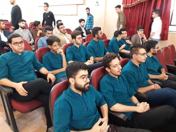 با میزبانی دانشگاه فرنگیان فارس برگزار شد:
آیین اختتامیه بیست و نهمین جشنواره فرهنگی سرود و تئاتر دانشجو معلمان دانشگاه فرهنگیان کشوربخش برادران 12