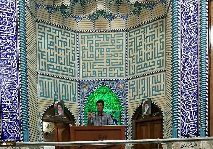 مسئول بسیج دانشجویی دانشگاه فرهنگیان استان سخنران پیش از خطبه های نماز جمعه شهر یزد
 3