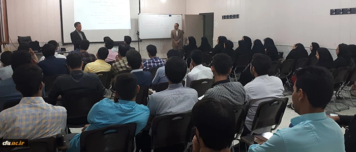 موسسه مردمی امتداد اندیشه با همکاری دانشگاه فرهنگیان یزد برگزار کرد:

دومین کارگاه آموزشی تابستانی توانمندسازی دانشجومعلمان و نومعلمان با موضوع آیین سخنوری و فن بیان
 2