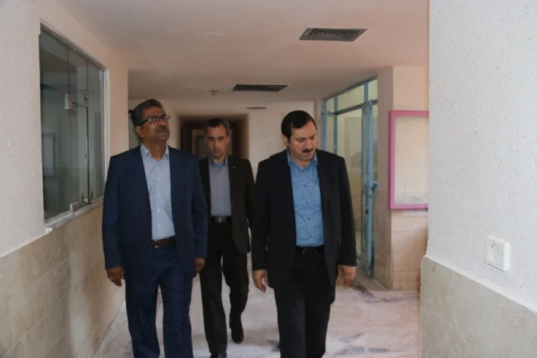 بازدید معاون طرح و برنامه و توسعه منابع دانشگاه فرهنگیان از پردیس های استانی یزد
 3
