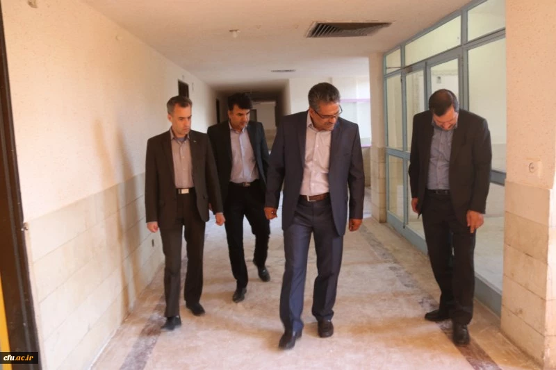 بازدید معاون طرح و برنامه و توسعه منابع دانشگاه فرهنگیان از پردیس های استانی یزد
 4