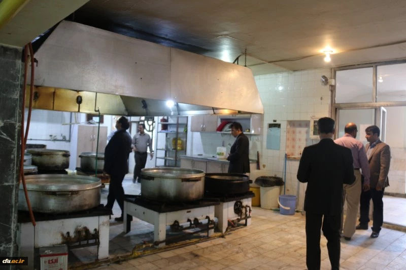 بازدید معاون طرح و برنامه و توسعه منابع دانشگاه فرهنگیان از پردیس های استانی یزد
 8