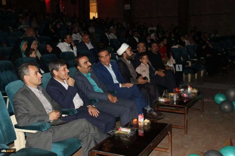 برگزاری مراسم دانش آموختگی دانشجومعلمان ورودی 94 پردیس های استانی دانشگاه فرهنگیان یزد
 6