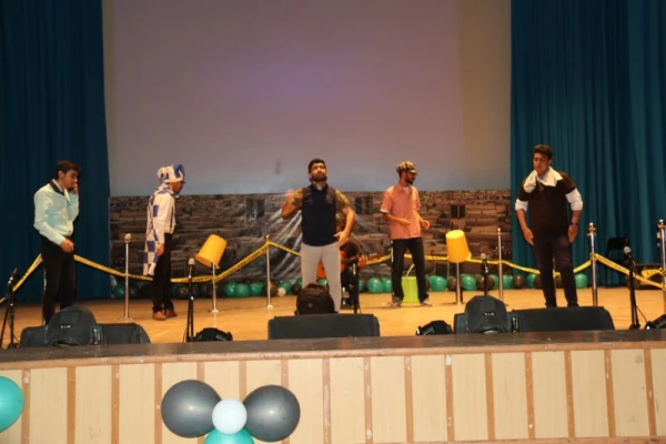 برگزاری مراسم دانش آموختگی دانشجومعلمان ورودی 94 پردیس های استانی دانشگاه فرهنگیان یزد
 14