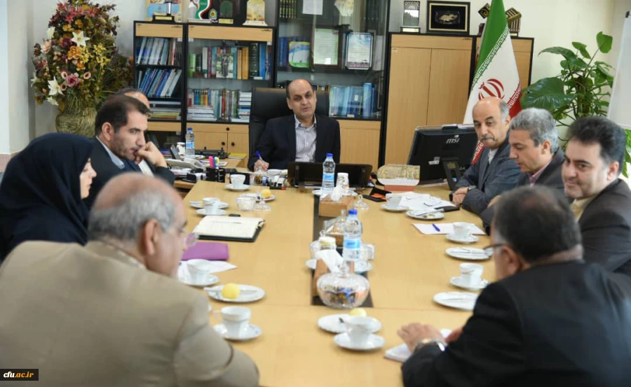 استاندار گلستان در دیدار با روسای دانشگاه های استان؛ دانشگاه ها باید در توسعه استان نقش اساسی ایفا کنند 6