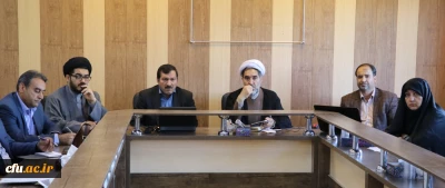 دکتر خاکی در شورای اداری دانشگاه فرهنگیان کرمان: 

 پویایی دانشگاه فرهنگیان نیاز به عزم ملی، بسیج عمومی و مدیریت جهادی است