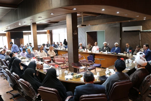 جلسه معارفه و تکریم مسئولین جدید و سابق دفتر نهاد مقام معظم رهبری در دانشگاه فرهنگیان استان کرمان