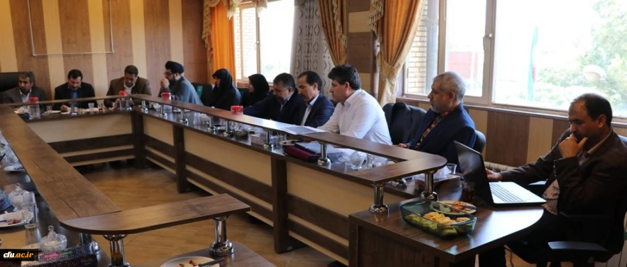 با حضور دکتر خاکی معاون طرح و برنامه و توسعه منابع دانشگاه برگزارشد:

ششمین جلسه هیأت امنای دانشگاه فرهنگیان استان کرمان با اولویت انتخاب زمین جهت احداث ساختمان جدید دانشگاه 3