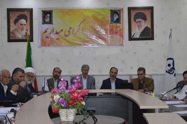 خیرین چشم وچراغ دانشگاه هستند که در بدترین بحران های اقتصادی پا پس نکشیدند ودر راستای اعتلای فرهنگی و آموزشی قدم بر داشتند