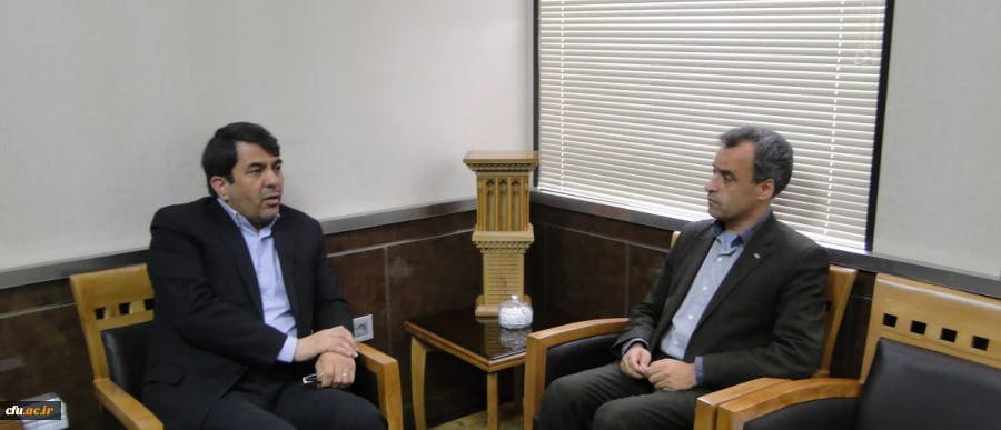 دیدار سرپرست دانشگاه فرهنگیان یزد با استاندار استان
 2