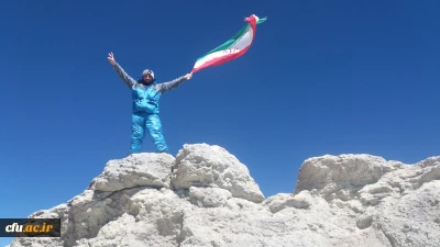 صعود افتخارآفرین  مهندس رضایی، سرپرست مرکز هوشمندسازی دانشگاه فرهنگیان به قله دماوند