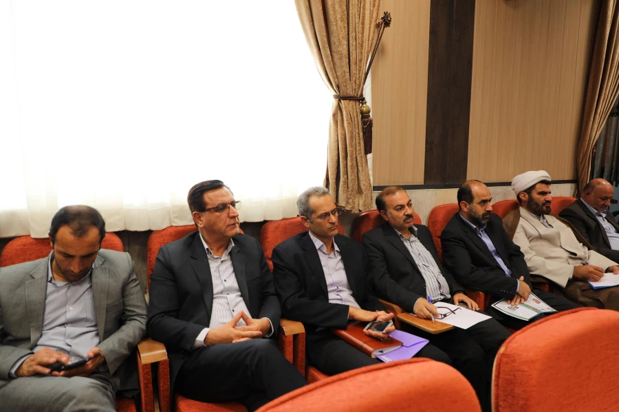 بسیج اساتید دانشگاه فرهنگیان برگزار کرد:

اولین نشست هم اندیشی سیاسی با موضوع آینده روابط ایران و آمریکا با لحاظ تصاعد بحرانهای منطقه 4