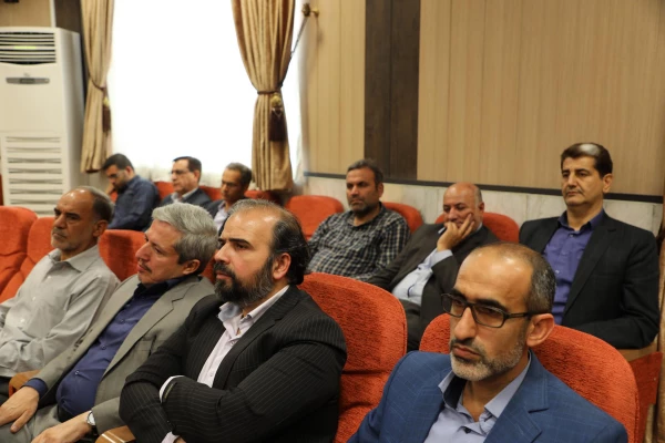 بسیج اساتید دانشگاه فرهنگیان برگزار کرد:

اولین نشست هم اندیشی سیاسی با موضوع آینده روابط ایران و آمریکا با لحاظ تصاعد بحرانهای منطقه 6