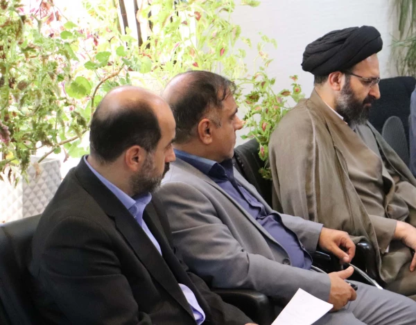 دکتر محمدی تاکید کرد:

ضرورت بهره برداری حداکثری از دستاوردهای فرهنگی حرکت عظیم اربعین حسینی(ع) 5