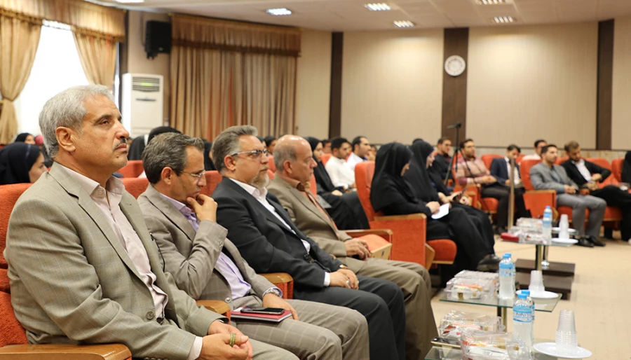 دکتر علی نژاد در اولین جشنواره دانشجوی نمونه در دانشگاه فرهنگیان:

دانشجومعلم دانشگاه فرهنگیان نماد اقتدار ملی در بخش دانشجویی و سطح علمی است 2