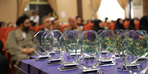 دکتر علی نژاد در اولین جشنواره دانشجوی نمونه در دانشگاه فرهنگیان:

دانشجومعلم دانشگاه فرهنگیان نماد اقتدار ملی در بخش دانشجویی و سطح علمی است 2