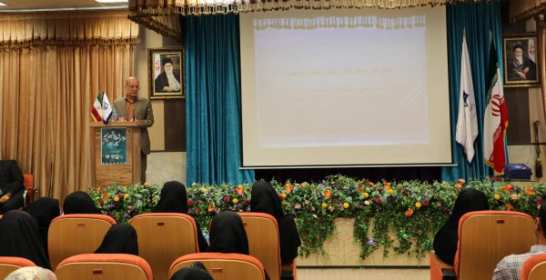 دکتر علم معاون امور دانشجویی داخل سازمان امور دانشجویان  وزارت علوم، تحقیقات و فناوری: 

دانشجویان نمونه، فرصت ناب تحقیقاتی می باشند که باید از ایده های آنان استفاده کرد 2