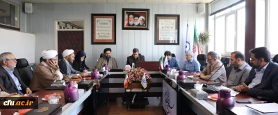 دکتر خنیفر در نشست با مدیران مدارس اسلامی عنوان کرد:

معلم باید تربیت دینی داشته، تا برای نسل آینده حامل پیام دینی  باشد