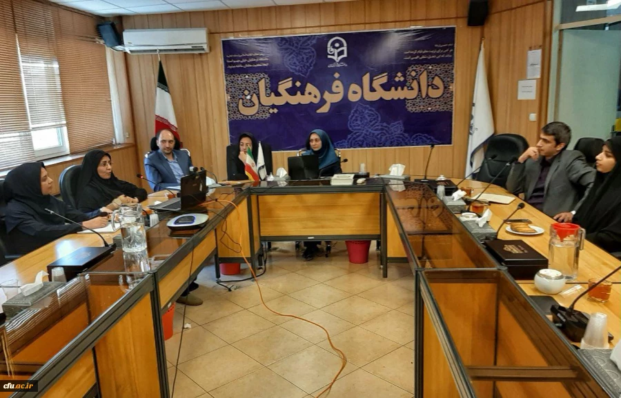 نوزدهمین وبینار علمی - تخصصی با عنوان«نقش فناوری اطلاعات در شهر هوشمند» برگزار شد. 3