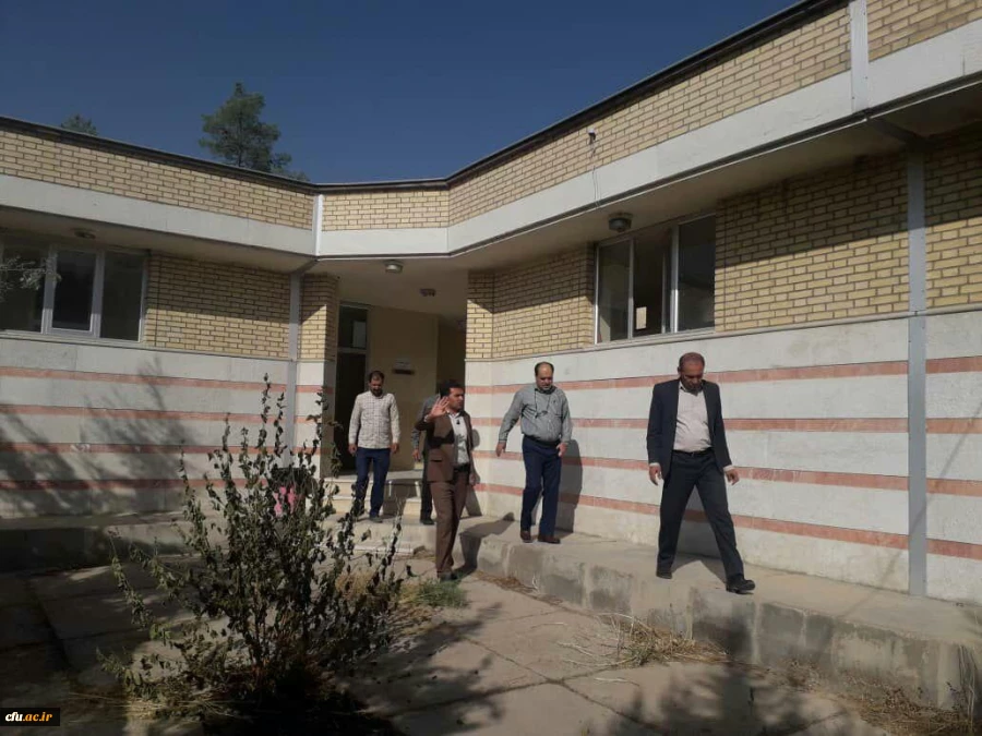 بازدید جناب آقای دکتر افلاکی فرد از واحد آموزش عالی شهید مطهری فارس  و شروع عملیات نوسازی و بازسازی
 7