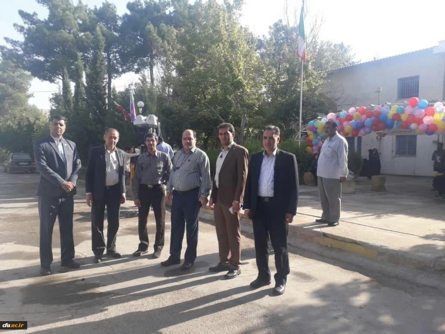 بازدید جناب آقای دکتر افلاکی فرد از واحد آموزش عالی شهید مطهری فارس  و شروع عملیات نوسازی و بازسازی
 9