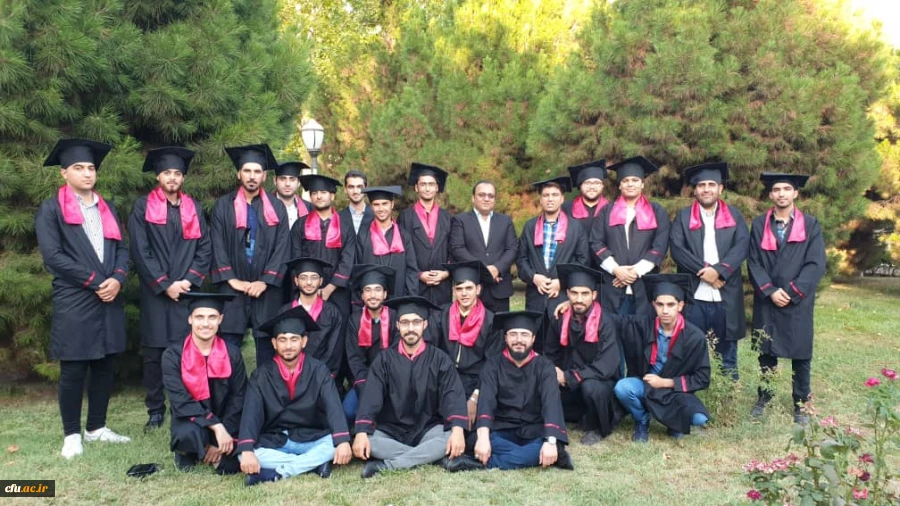 در مشهد مقدس

برگزاری چهارمین جشن دانش آموختگی دانشجومعلمان پسر دانشگاه فرهنگیان استان بوشهر 7